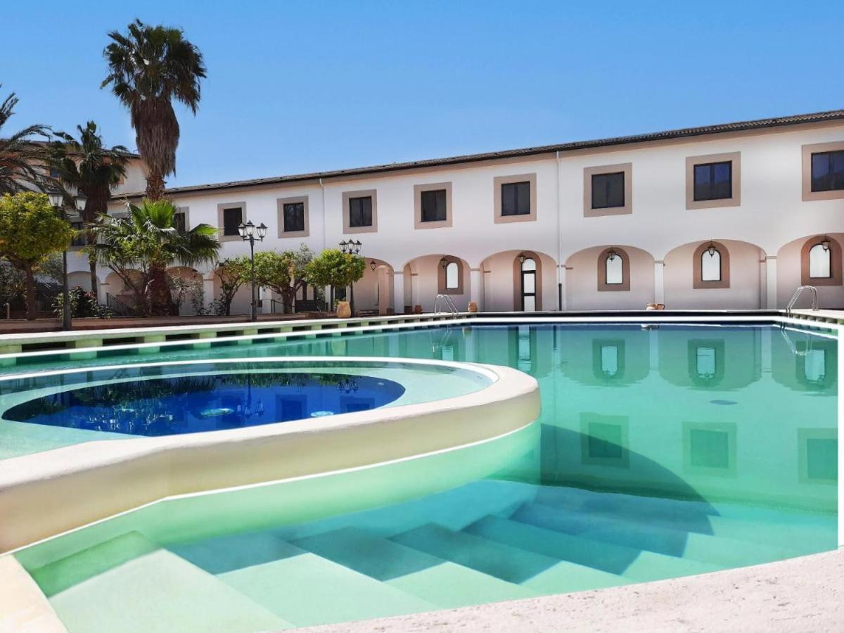פלרמו Resort Al Balhara Suites & Spa מראה חיצוני תמונה